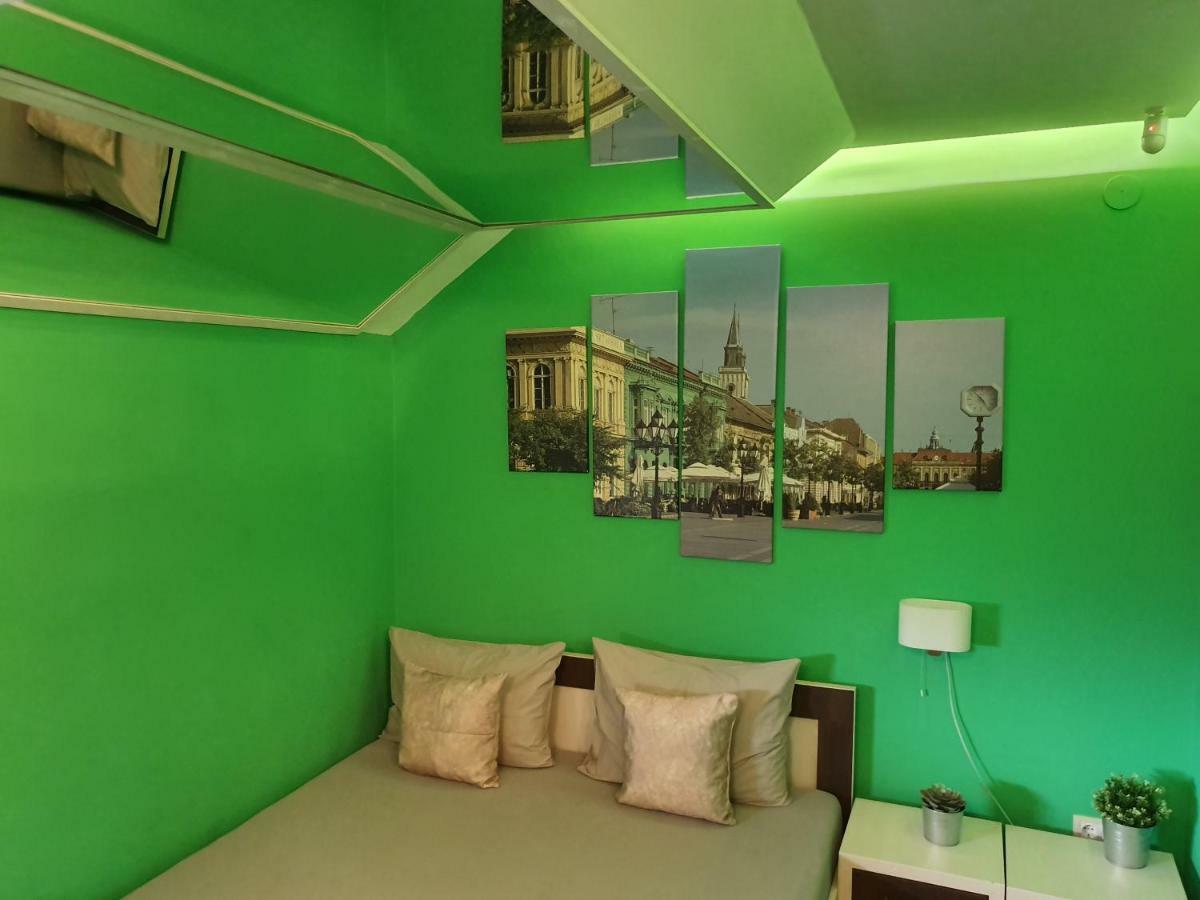 Hotel Oldbrick Pub à Sombor Extérieur photo